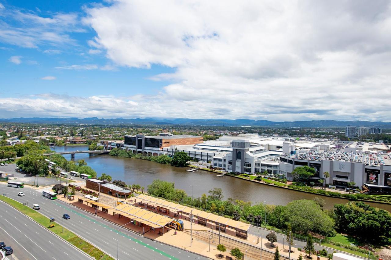 Sierra Grand Broadbeach - Self Contained & Privately Managed Apartments Gold Coast Esterno foto