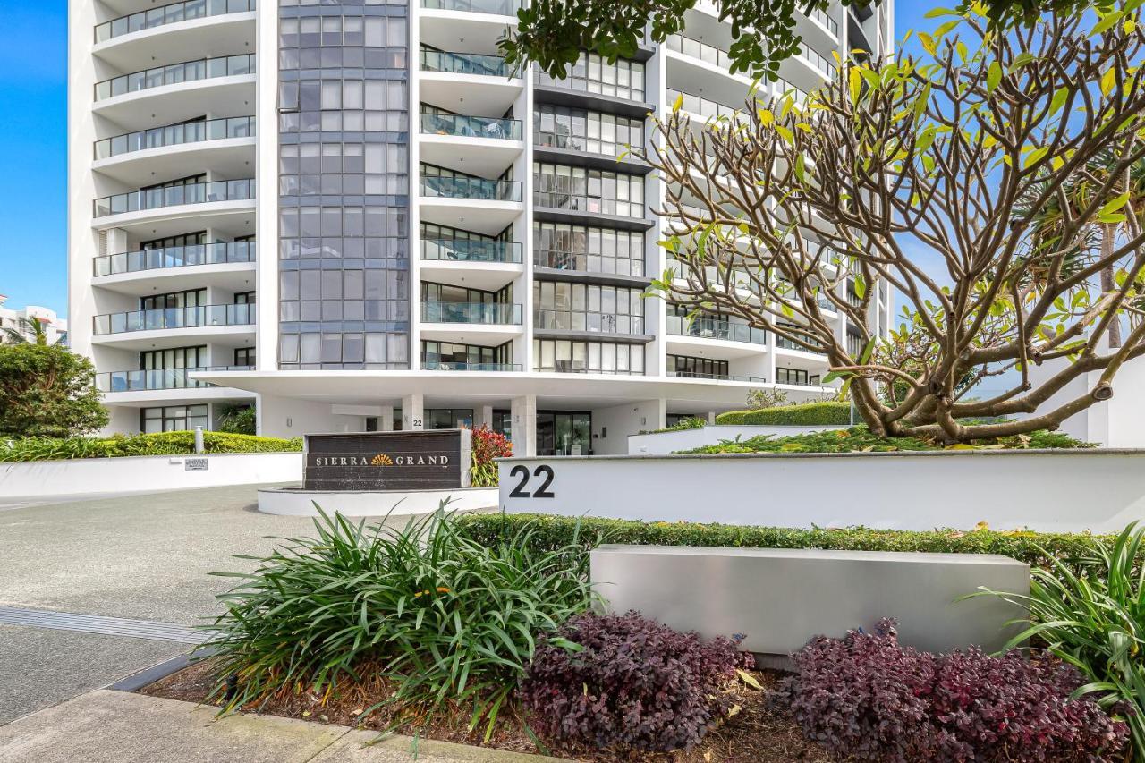Sierra Grand Broadbeach - Self Contained & Privately Managed Apartments Gold Coast Esterno foto