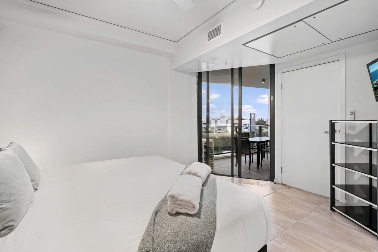 Sierra Grand Broadbeach - Self Contained & Privately Managed Apartments Gold Coast Esterno foto